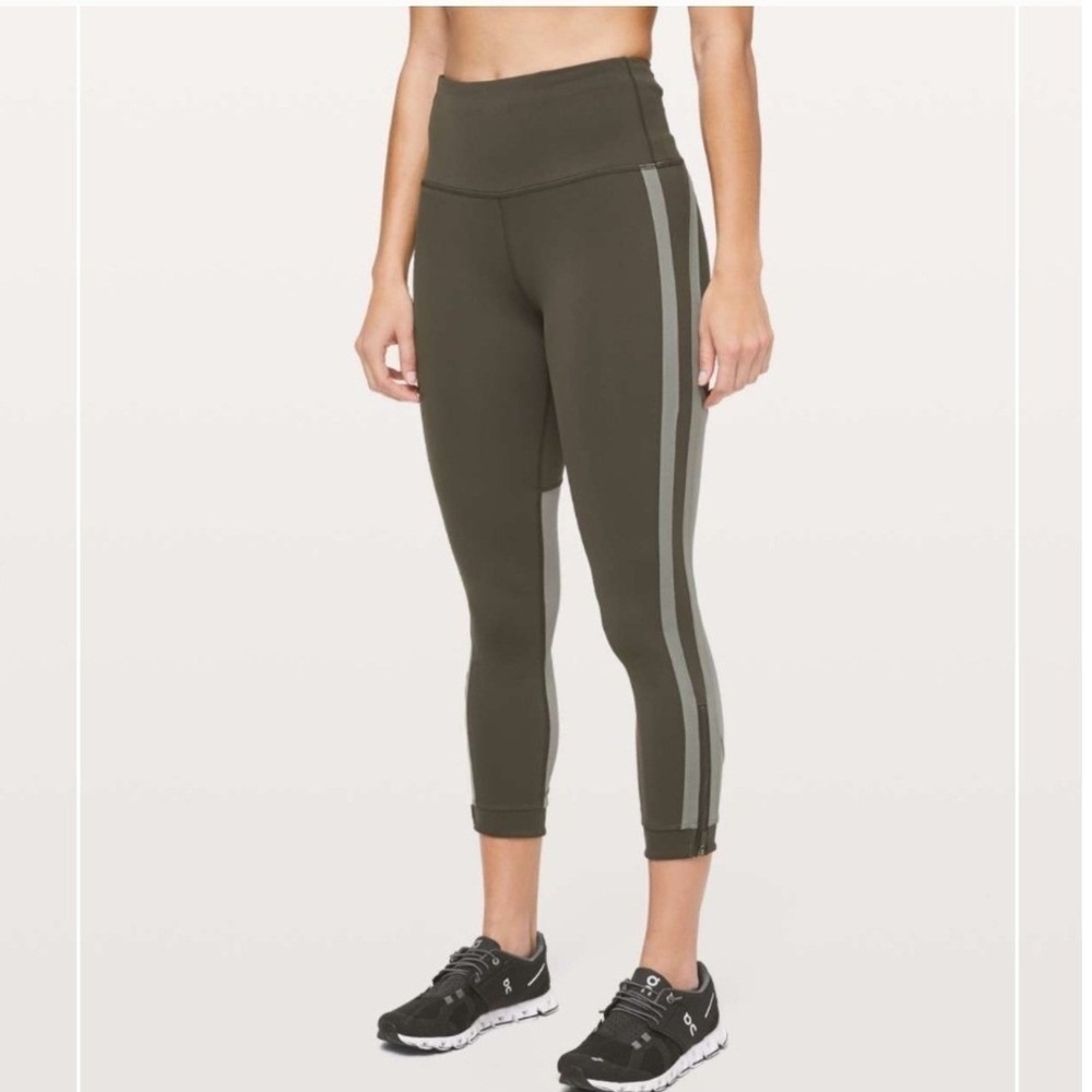 Lululemon Zip the Line Crop 24" Green Mesh‎ Reflective Leggings Size 4 - Picture 10 of 11